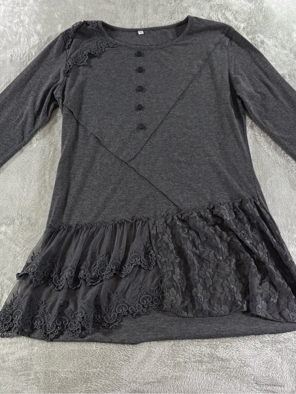 Lace charcoal gray mixed print long sleeve tunic top size L